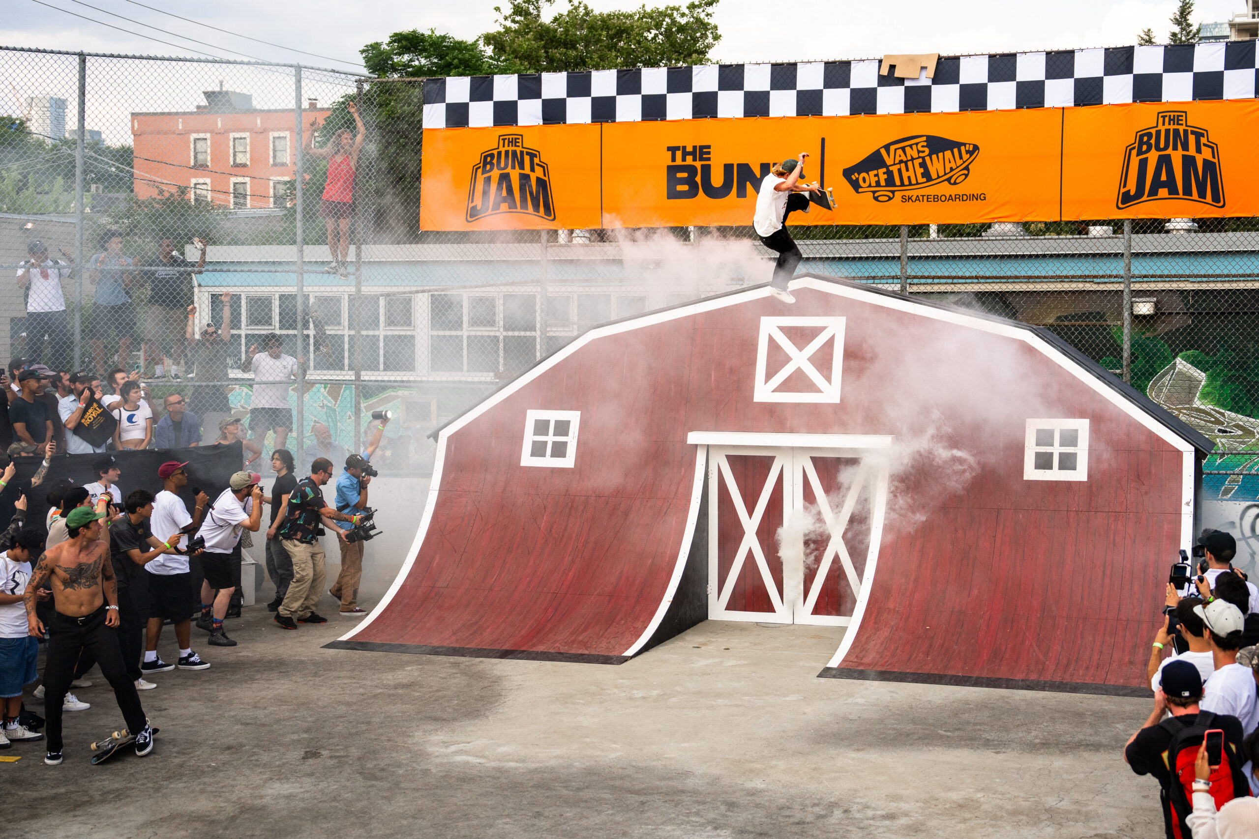 Barn Burner Boneless